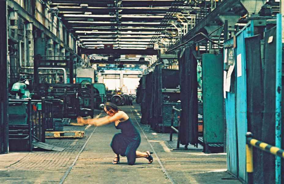 Ipari környezet 13. 2001.